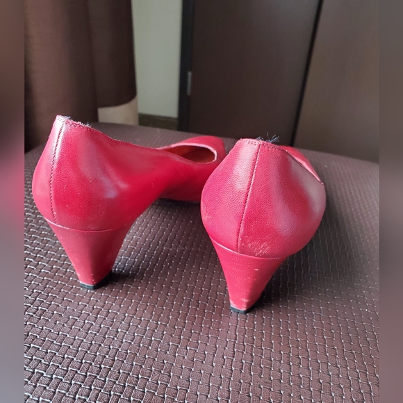 Vintage Yves Saint Laurent Burgundy Short Heels Size 7.5 Leather Sole Made Paris - Picture 5 of 11